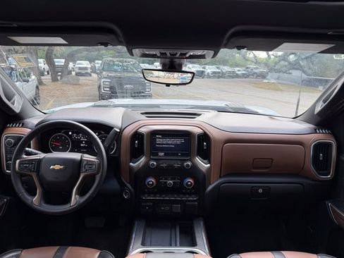 Used 2023 Chevrolet Silverado 2500 High Country w/ Z71 Off-Road Package AWD/4WD image 20