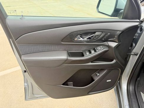 Used 2023 Chevrolet Traverse High Country w/ LPO, Floor Liner Package FWD image 12