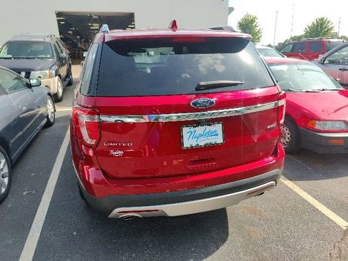 Used 2017 Ford Explorer Limited w/ Equipment Group 301A AWD/4WD image 34