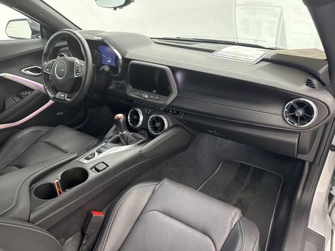 Used 2019 Chevrolet Camaro SS image 27