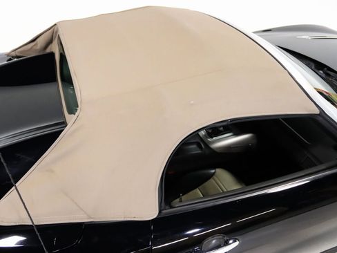 Used 2007 Saturn Sky w/ Premium Trim Pkg image 19