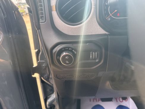 New 2025 Jeep Gladiator Willys image 14