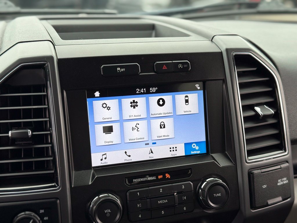 Used 2019 Ford F150 XLT w/ Equipment Group 302A Luxury AWD/4WD image 19