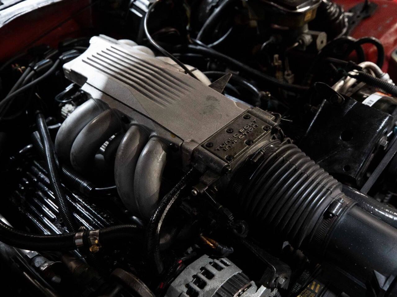 Used 1987 Chevrolet Camaro Z28 RWD image 44
