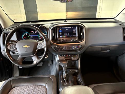 Used 2021 Chevrolet Colorado Z71 image 10