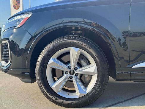 Used 2025 Audi Q7 3.0T Premium image 5