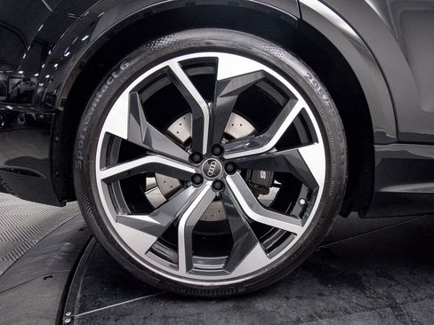 Used 2024 Audi RS Q8 AWD/4WD image 39