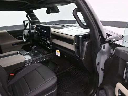 Used 2026 GMC Hummer EV SUV AWD/4WD image 9