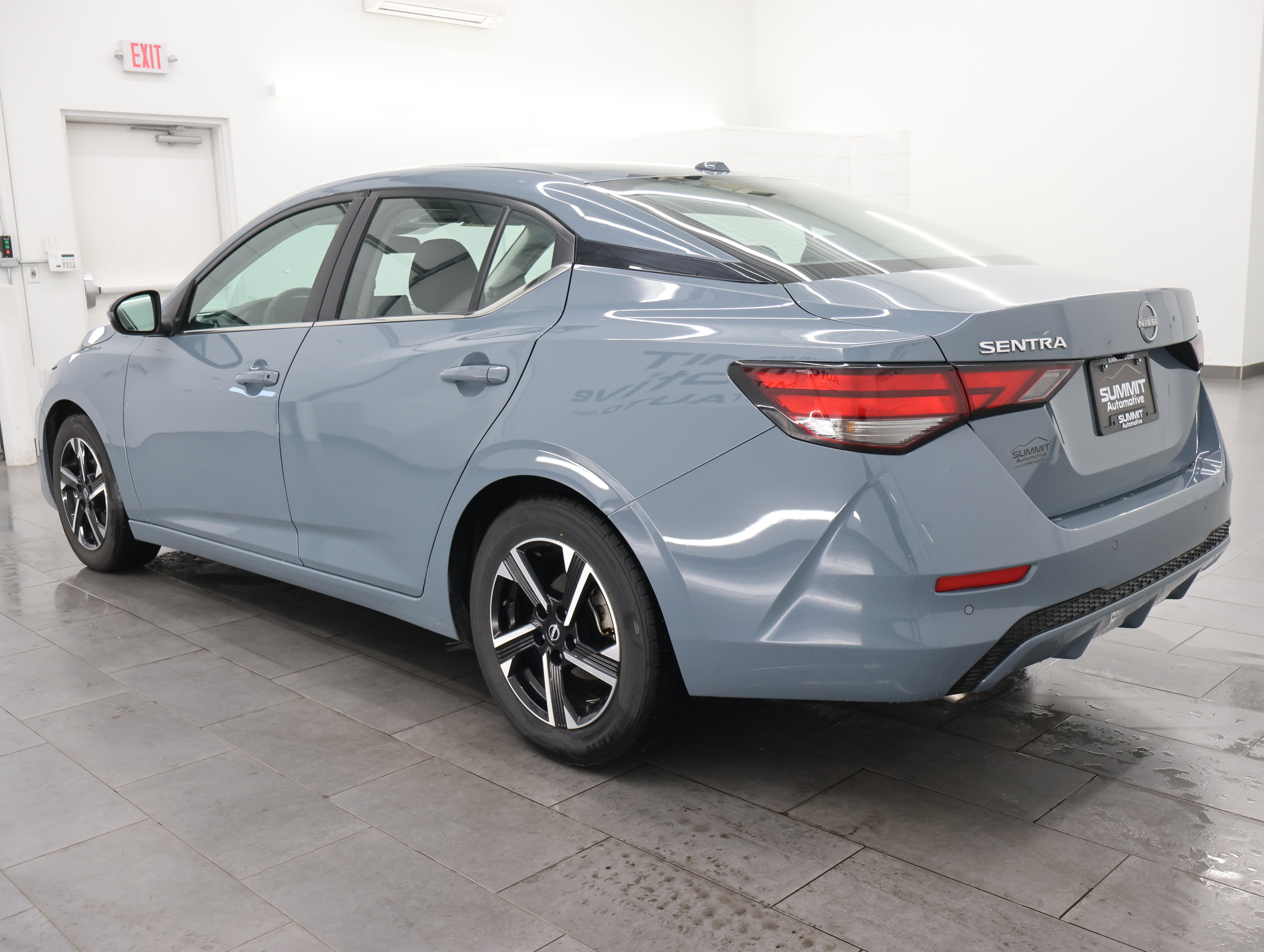 Used 2024 Nissan Sentra SV FWD image 6