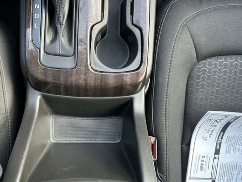 Used 2022 GMC Canyon Elevation image 37