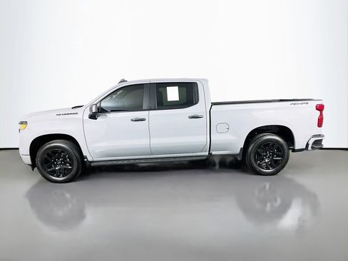 Used 2024 Chevrolet Silverado 1500 Custom w/ Dark Appearance Package AWD/4WD image 5