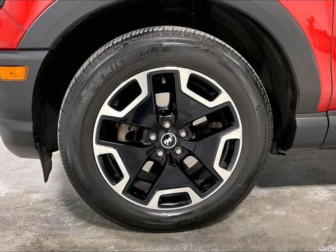 Used 2022 Ford Bronco Sport Outer Banks w/ Tech Package image 11