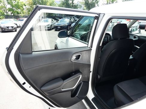 Used 2020 Kia Soul X-Line FWD image 28