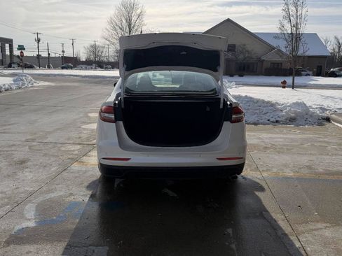 Used 2020 Ford Fusion SEL image 8