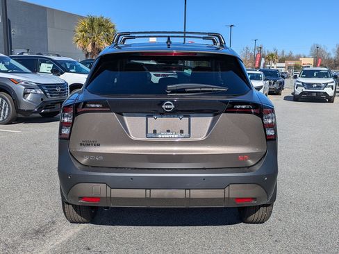 New 2026 Nissan Kicks SR FWD image 5