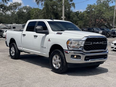 Used 2023 RAM 2500 Big Horn w/ Cold Weather Group AWD/4WD image 18