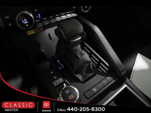 Used 2026 Toyota 4Runner Limited AWD/4WD image 16