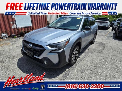 Used 2023 Subaru Outback Premium AWD/4WD image 1