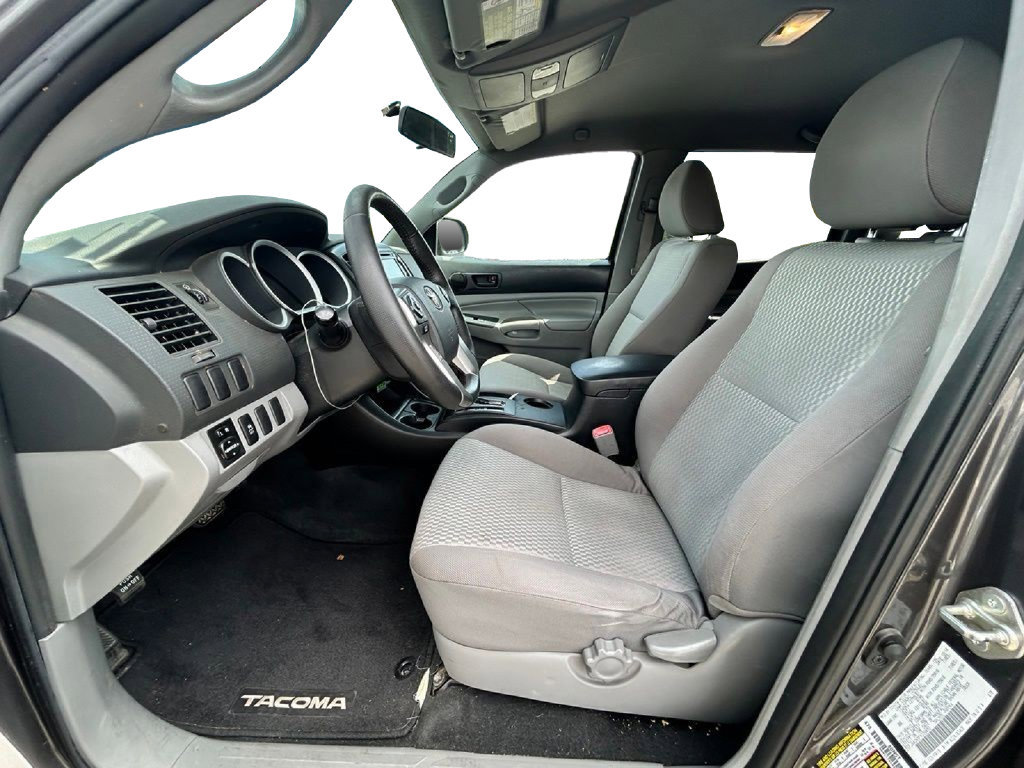 Used 2015 Toyota Tacoma PreRunner w/ Convenience Package RWD image 7