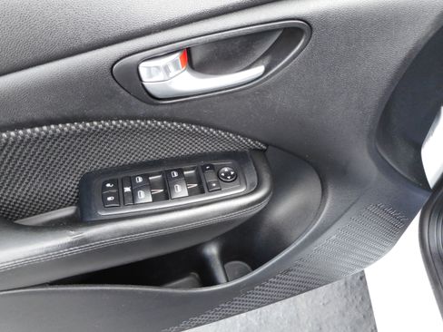 Used 2016 Dodge Dart SE w/ Convenience Group image 15