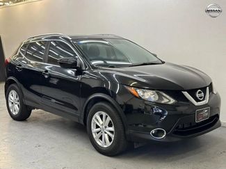 Used 2017 Nissan Rogue Sport SV image 1