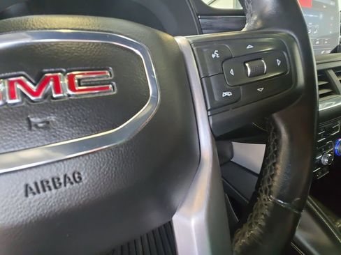 Used 2021 GMC Yukon XL SLT AWD/4WD image 20