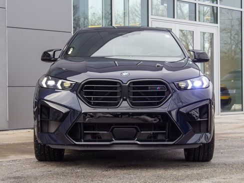 Used 2024 BMW X6 M Competition w/ Executive Package image 2