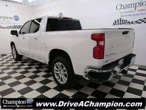 Certified 2025 Chevrolet Silverado 1500 LTZ image 14