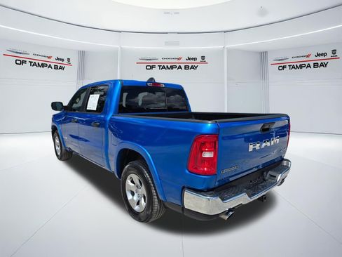 Used 2025 RAM 1500 Big Horn AWD/4WD image 4