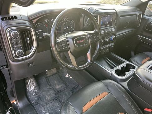 Used 2020 GMC Sierra 1500 AT4 w/ AT4 Premium Package image 9