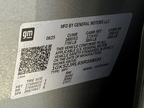 Used 2025 GMC Yukon XL Denali AWD/4WD image 34
