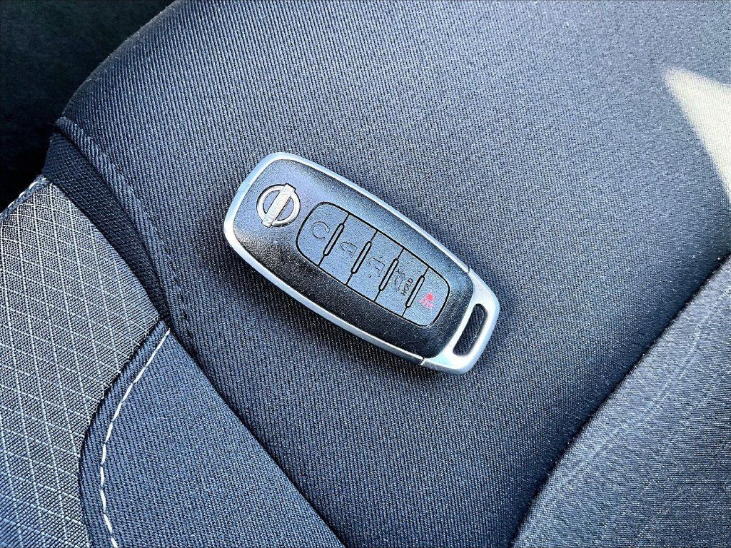 Certified 2026 Nissan Pathfinder SV AWD/4WD image 31