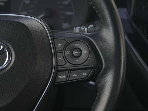 Used 2023 Toyota Corolla SE FWD image 18
