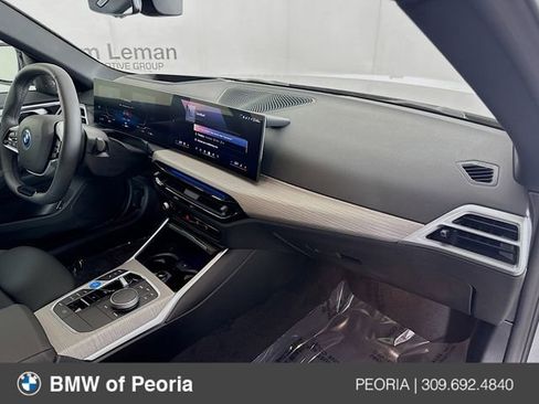 Used 2025 BMW i4 xDrive40i w/ Premium Package image 30