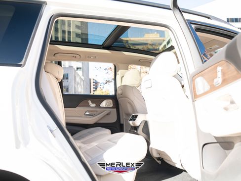 Used 2020 Mercedes-Benz GLS 580 4MATIC image 18