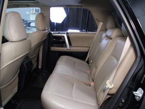 Used 2011 Toyota 4Runner Limited AWD/4WD image 22