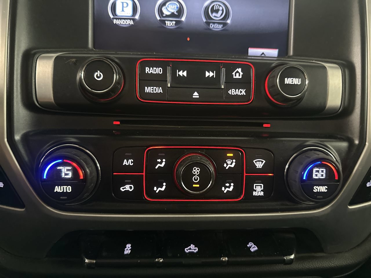 Used 2015 GMC Sierra 1500 SLE w/ SLE Value Package AWD/4WD image 36