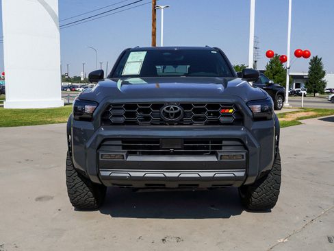 Certified 2026 Toyota 4Runner TRD Off-Road Premium AWD/4WD image 3