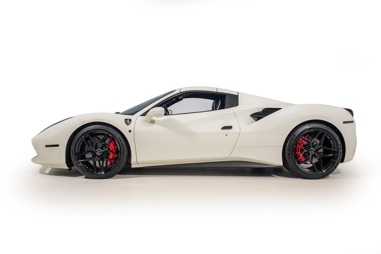 Certified 2017 Ferrari 488 Spider RWD image 12