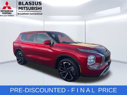 Used 2023 Mitsubishi Outlander 4WD Plug-In Hybrid