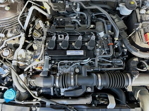 Used 2018 Honda Accord Touring image 33