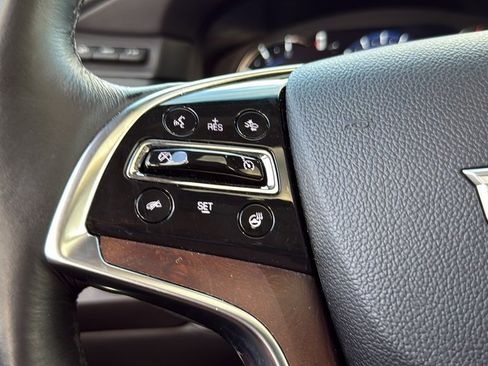 Used 2018 Cadillac Escalade Premium Luxury image 27