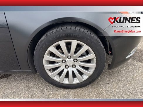 Used 2013 Buick Regal Premium image 14