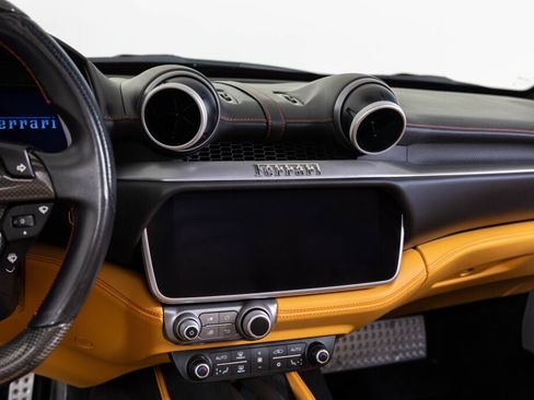 Certified 2020 Ferrari Portofino RWD image 59