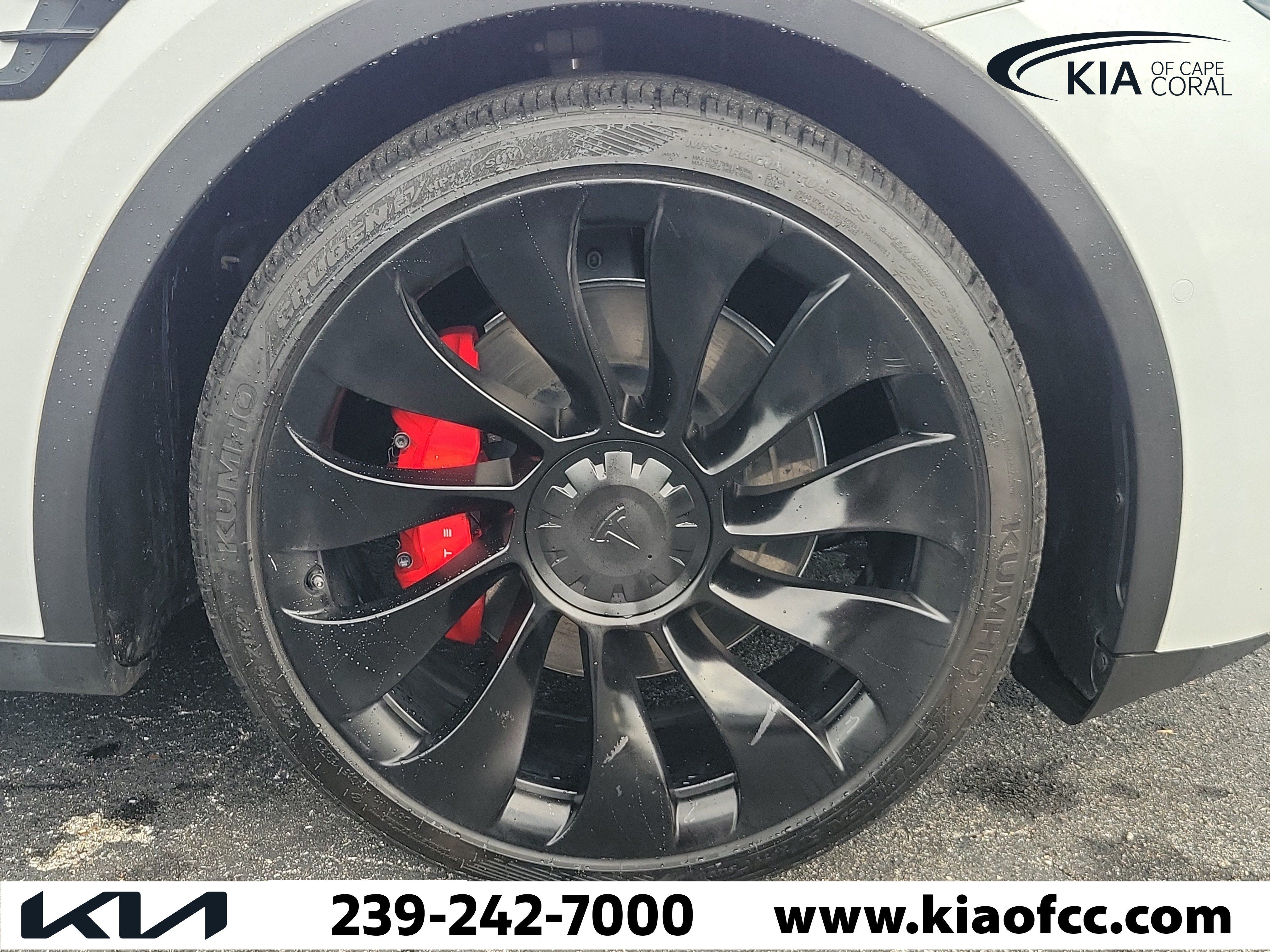 Used 2022 Tesla Model Y Performance AWD/4WD image 7