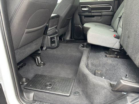 Used 2024 RAM 2500 Big Horn image 17