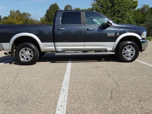 Used 2014 RAM 3500 Laramie image 5