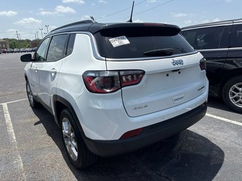 Used 2025 Jeep Compass Limited AWD/4WD image 3