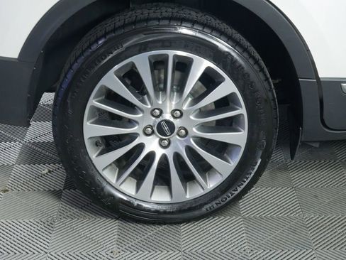 Used 2017 Lincoln MKC Reserve AWD/4WD image 11