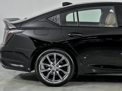 Used 2021 Cadillac CT5 V w/ Platinum Package image 13